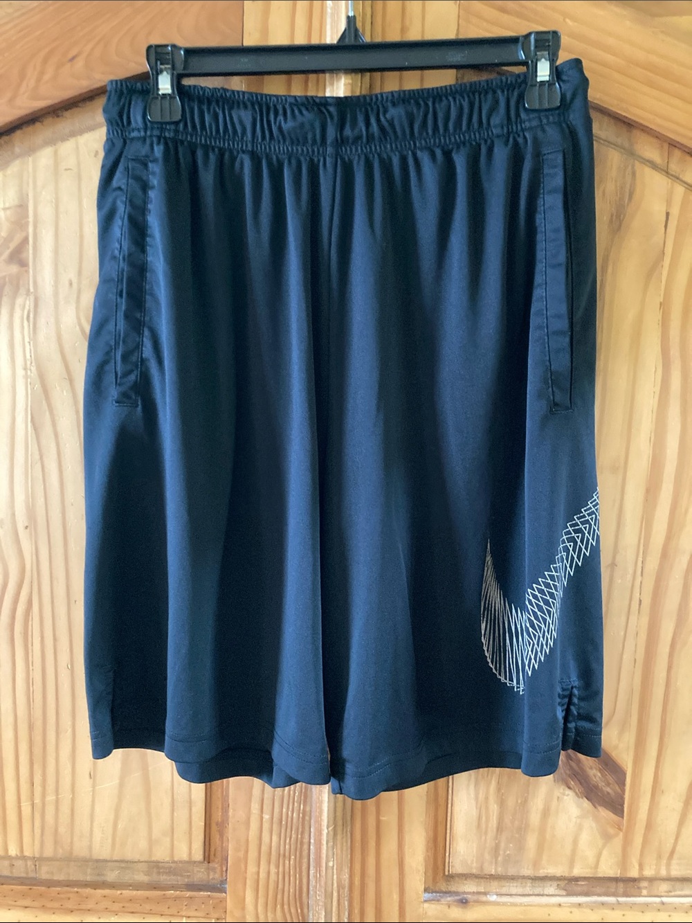 Men Nike black gray athletic shorts size M